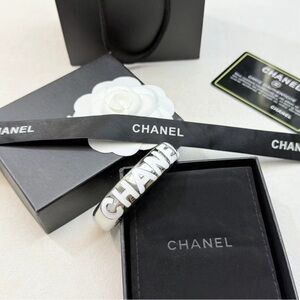 CHANEL bracelet